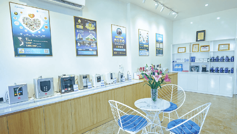 web-348-bo-sung-hinh-showroom-nha-trang (4)