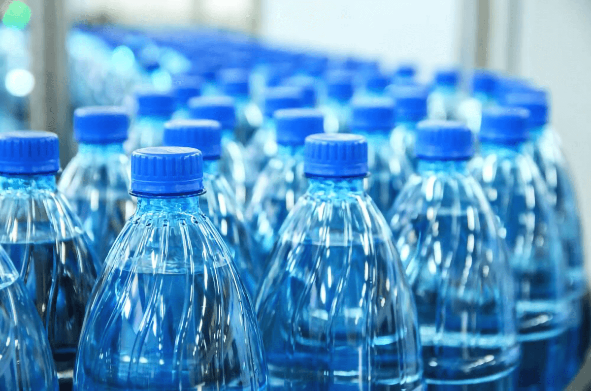 Nước ion kiềm đóng chai không có công dụng giúp kéo dài tuổi thọ