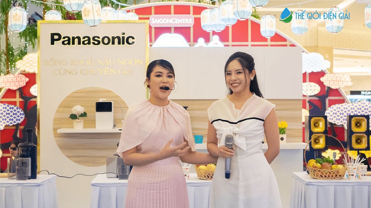 Sự kiện "Sống khỏe nấu ngon cùng chuyên gia Panasonic" mang đến nhiều thông tin hữu ích về sức khỏe và nước ion kiềm
