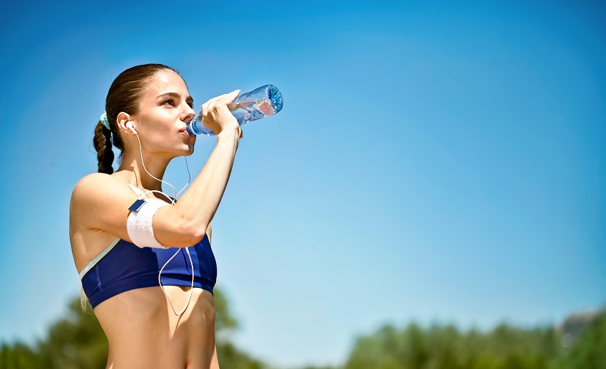 Có nên uống nước điện giải hay không? Người thường xuyên tập thể thao rất thích hợp uống nước điện giải