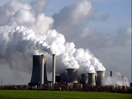 Khí thải công nghiệp gây ô nhiễm không khí