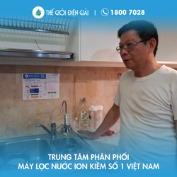 Chú Vinh Quận Phú Nhuận TP HCM lắp đặt máy lọc nước ion kiềm Mitsubishi Cleansui EUu301 chính hãng