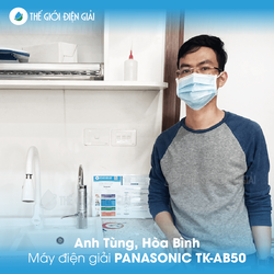 Gia đình anh Tùng, Hòa Bình lắp máy lọc nước ion kiềm Panasonic TK-AB50 chính hãng Nhật Bản