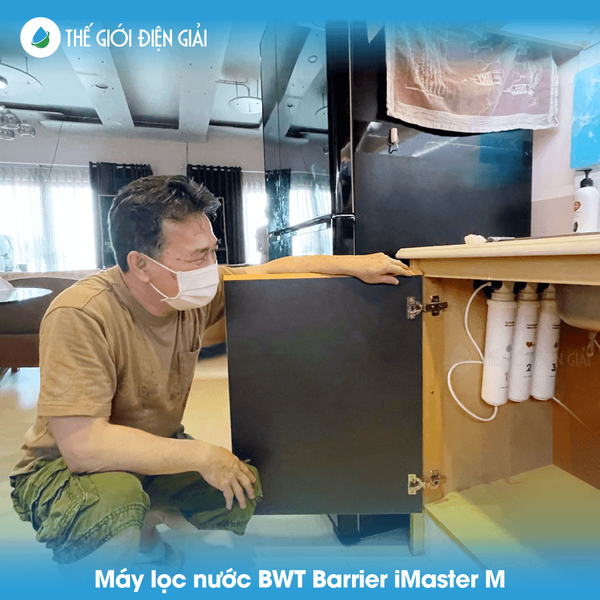 Khách hàng lắp đặt máy lọc nước Barrier iMaster M