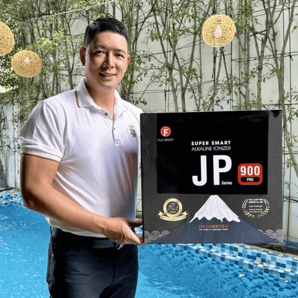 Nghệ sĩ Bình Minh chăm sóc gia đình bằng nguồn nước tốt từ máy lọc nước iON kiềm Fuji Smart JP900 Pro