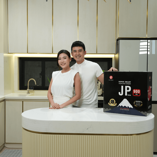 Vợ chồng Lương Thế Thành tin chọn máy lọc nước iON kiềm Fuji Smart JP900 Pro để chăm sóc sức khỏe